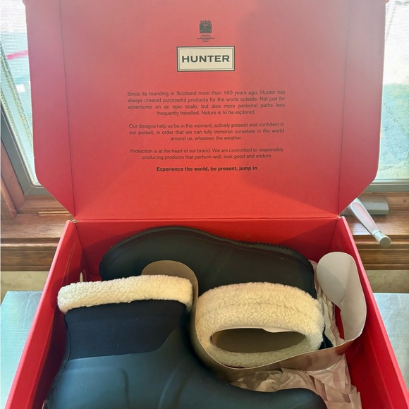 Hunter Black Boots with Soft Cream Interior - Picture 1 of 4